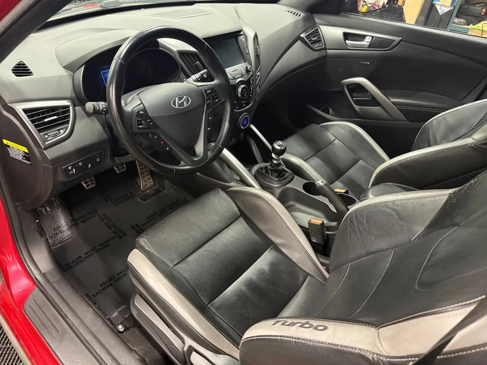 2016 Hyundai Veloster - Image 7 of 20