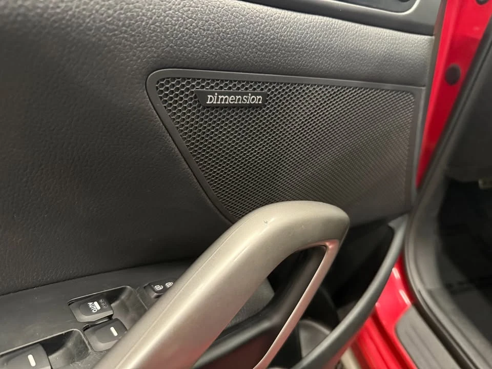 2016 Hyundai Veloster - Image 19 of 20