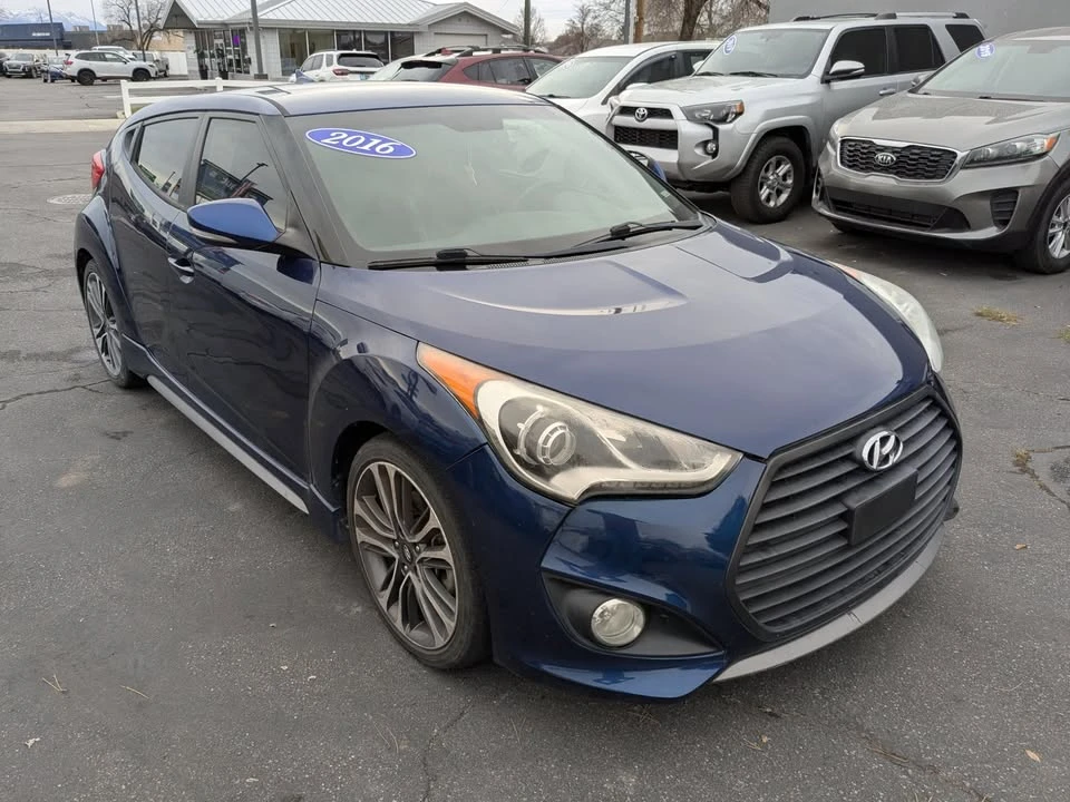 2016 Hyundai Veloster - Image 8 of 19