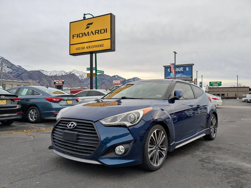 2016 Hyundai Veloster - Image 2 of 19