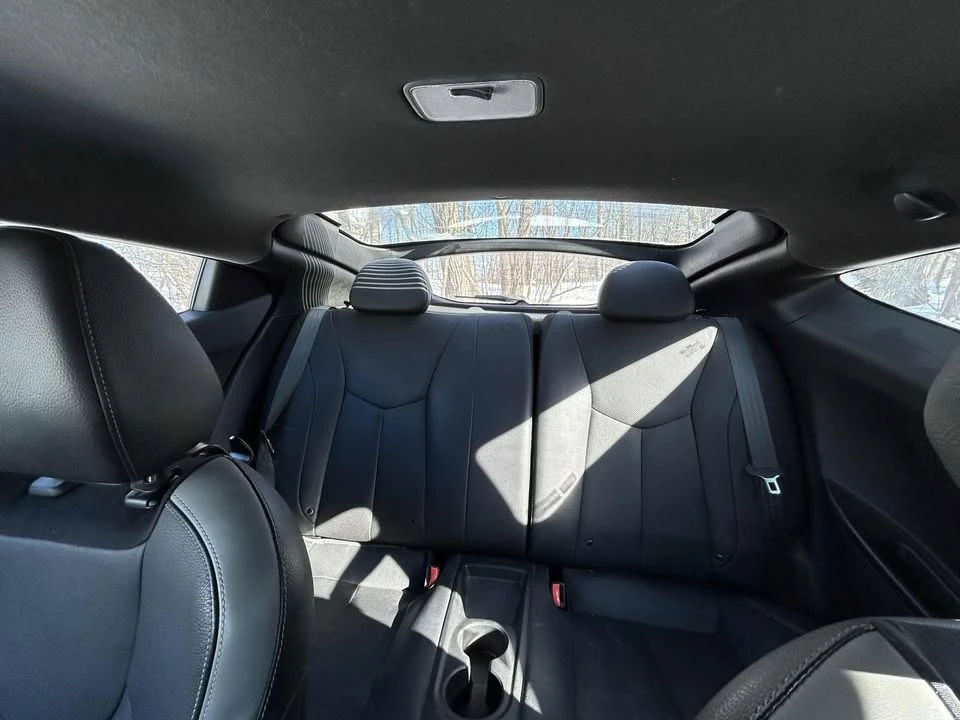2016 Hyundai Veloster - Image 10 of 10