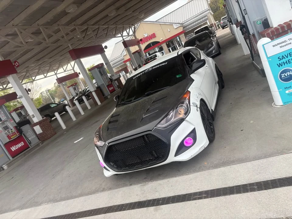 2016 Hyundai Veloster - Image 2 of 6