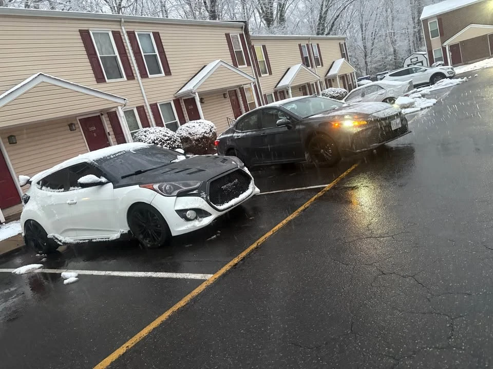 2016 Hyundai Veloster - Image 4 of 6