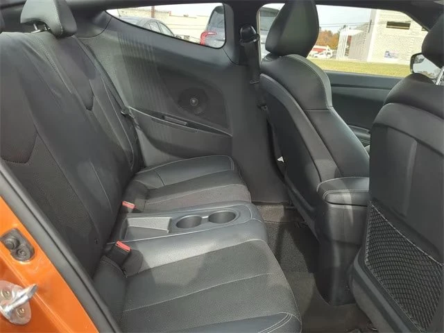2016 Hyundai Veloster - Image 10 of 19
