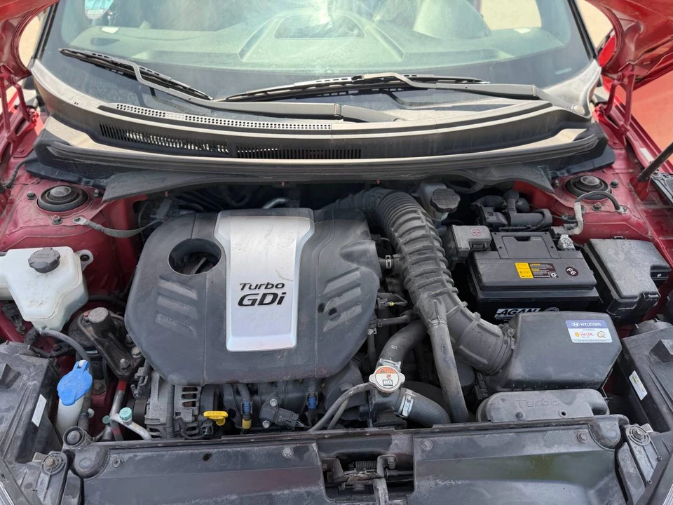 2016 Hyundai Veloster - Image 16 of 20