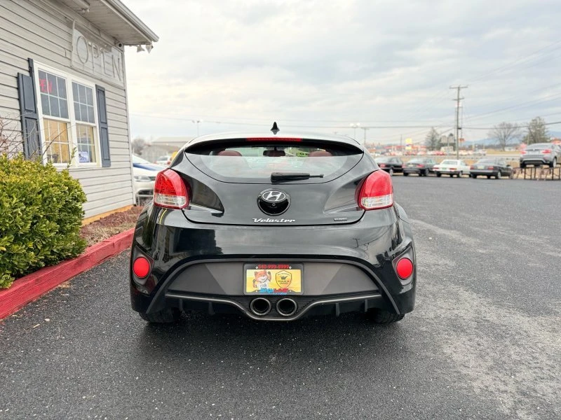 2016 Hyundai Veloster - Image 7 of 15