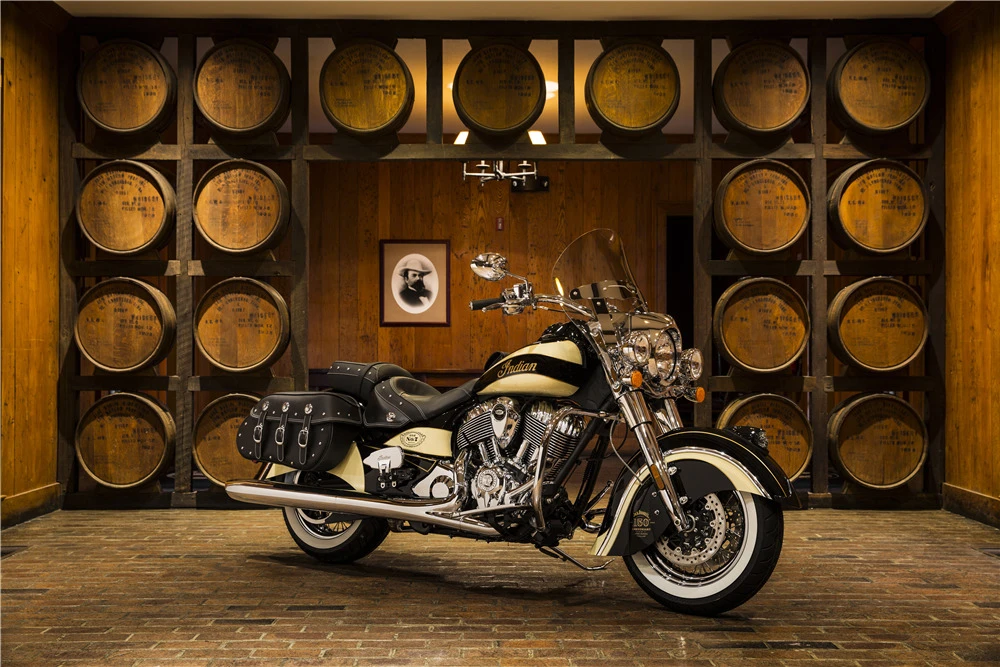 2016 Indian Chief - Image 2 of 8