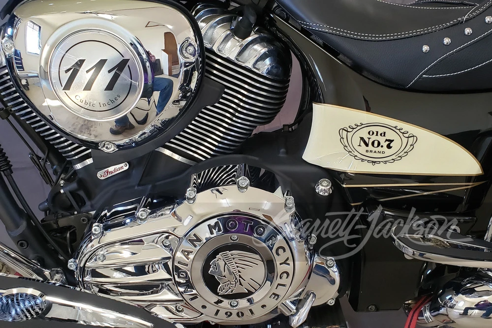2016 Indian - Image 2 of 12