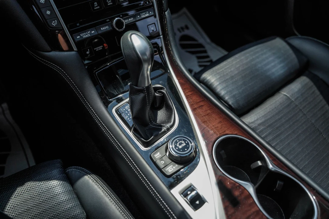 2016 Infiniti Q50 - Image 23 of 31