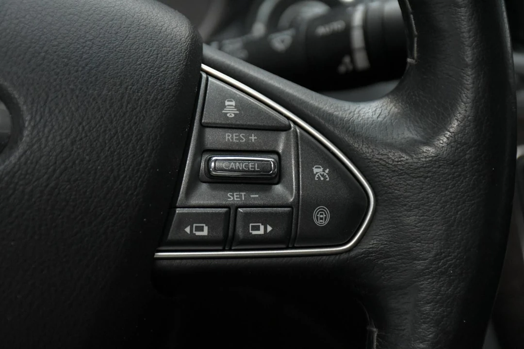 2016 Infiniti Q50 - Image 23 of 31