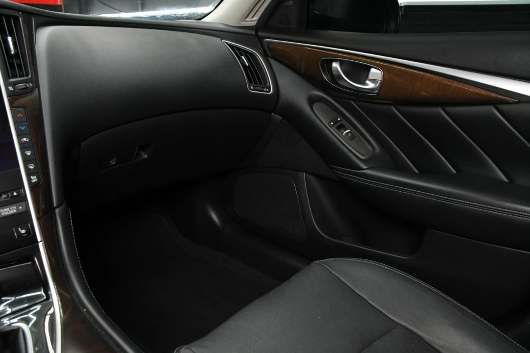2016 Infiniti Q50 - Image 29 of 31