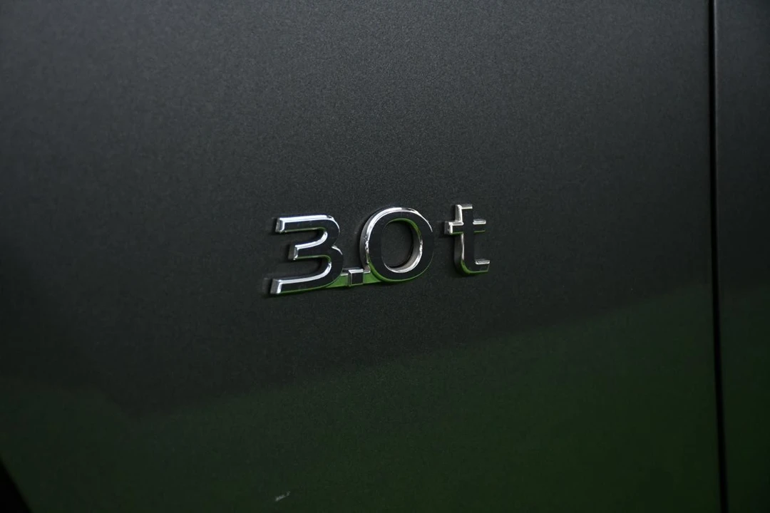 2016 Infiniti Q50 - Image 3 of 31