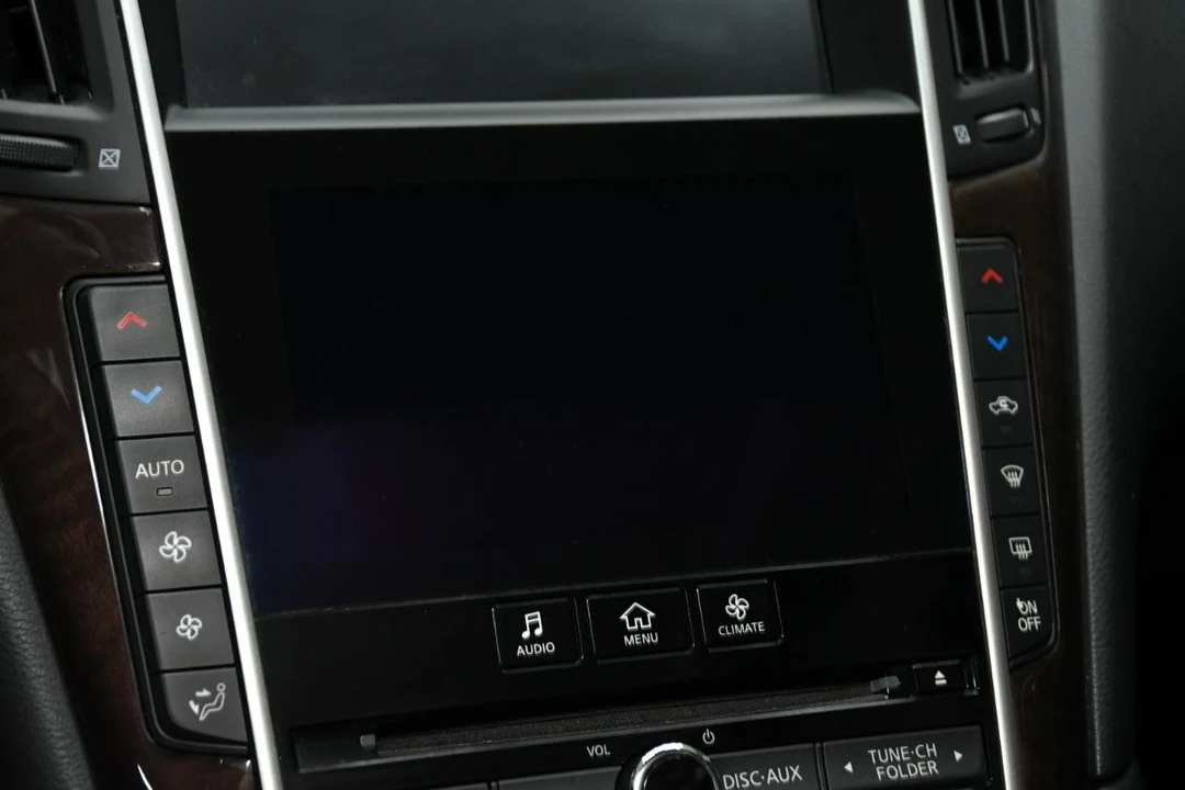 2016 Infiniti Q50 - Image 26 of 31