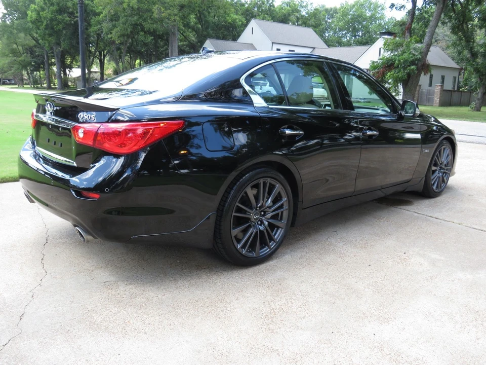 2016 Infiniti Q50 Red Sport 400 - Image 9 of 12