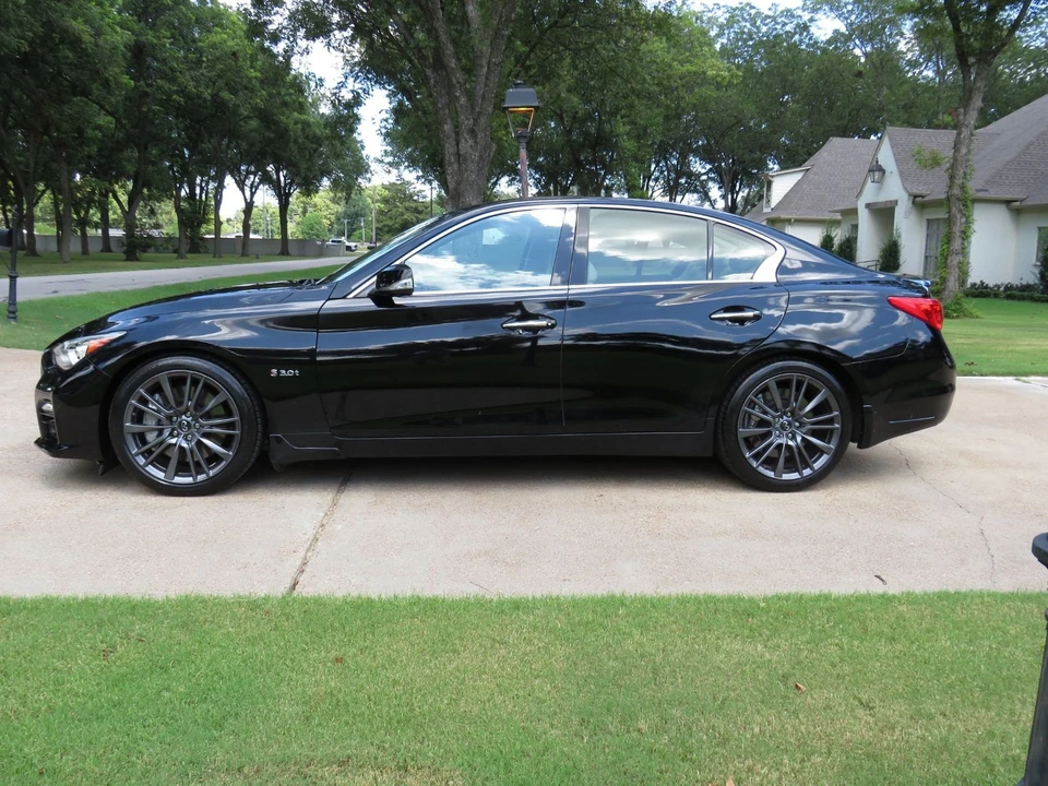 2016 Infiniti Q50 Red Sport 400 - Image 5 of 12