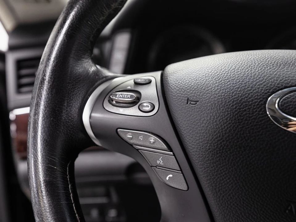 2016 Infiniti M/Q70 4th Gen - Image 10 of 12
