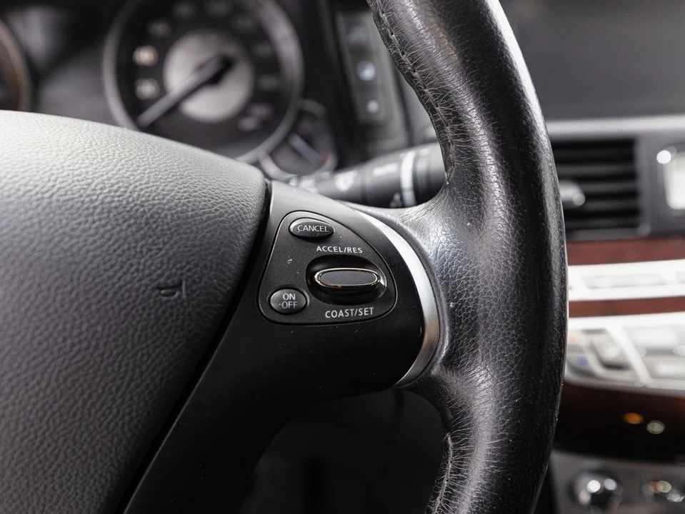 2016 Infiniti M/Q70 4th Gen - Image 12 of 12