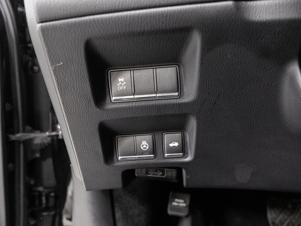 2016 Infiniti M/Q70 4th Gen - Image 9 of 12