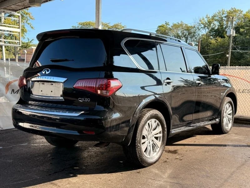 2016 Infiniti QX80 - Image 10 of 12