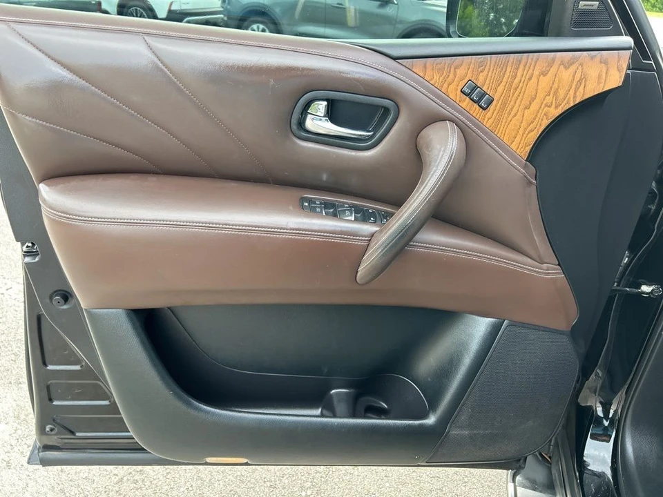 2016 Infiniti QX80 - Image 11 of 12