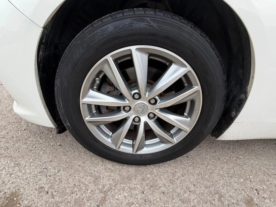 2016 Infiniti Q50 - Image 10 of 20