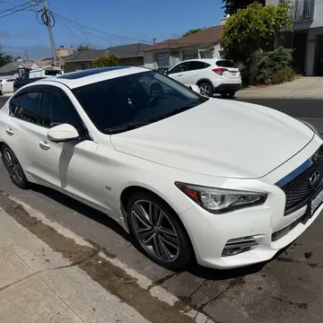 2016 Infiniti Q50 3.0t Premium Sedan 4D