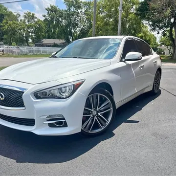 2016 Infiniti Q50 3.7 Premium Sedan 4D