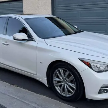 2016 Infiniti Q50 3.7 Premium Sedan 4D