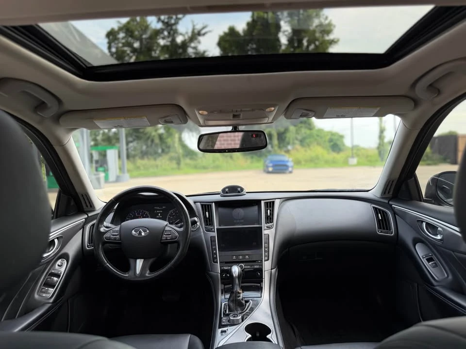 2016 Infiniti Q50 - Image 12 of 19