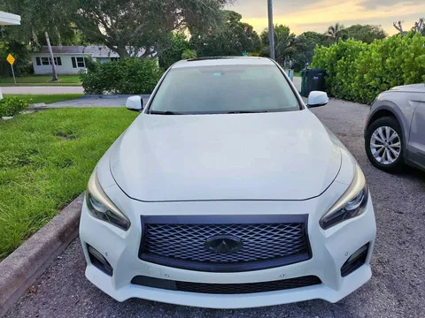 2016 Infiniti Q50 Red Sport 400 Sedan 4D