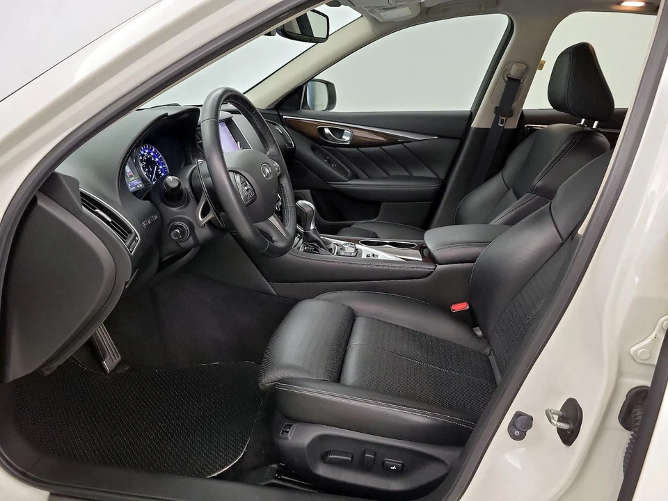 2016 Infiniti Q50 Red Sport 400 - Image 12 of 28
