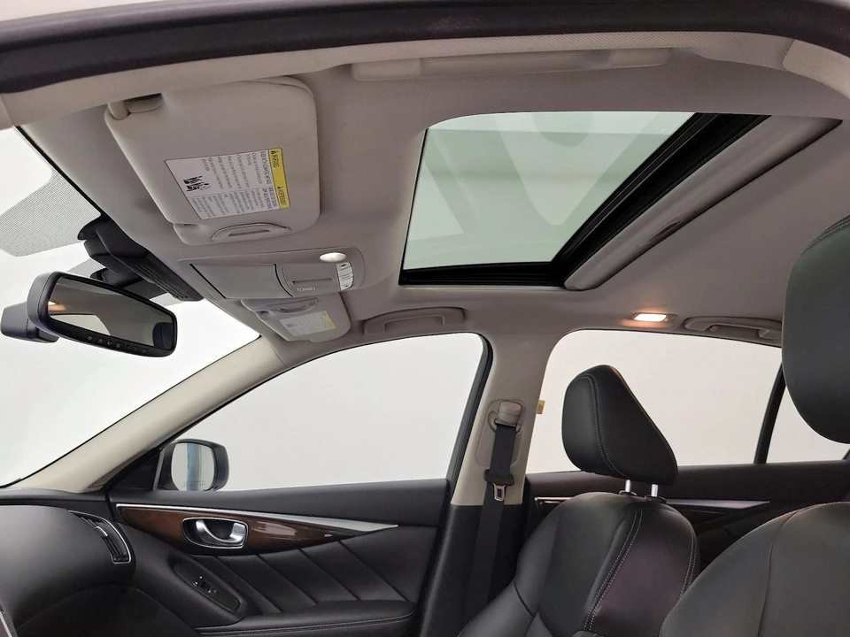 2016 Infiniti Q50 Red Sport 400 - Image 21 of 28