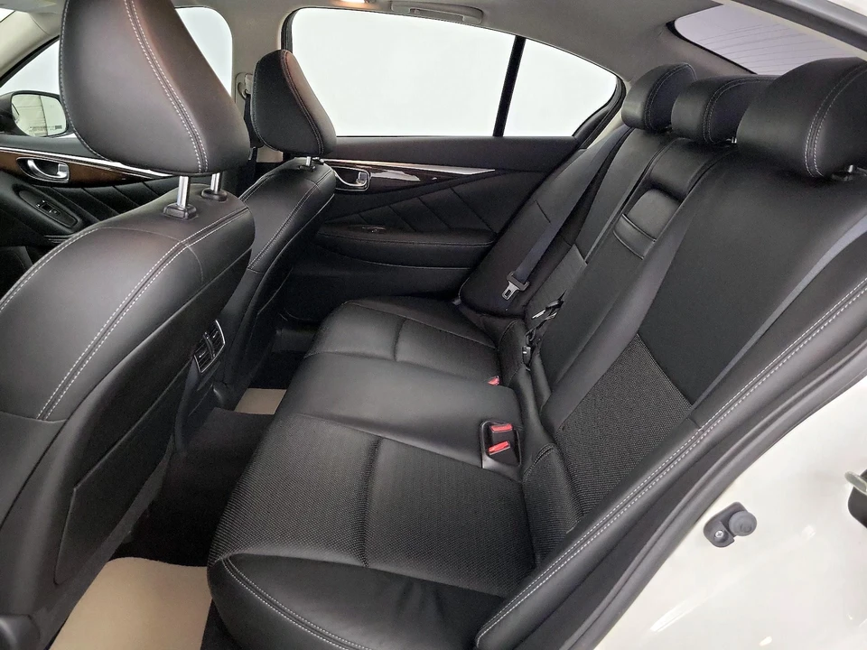 2016 Infiniti Q50 Red Sport 400 - Image 22 of 28