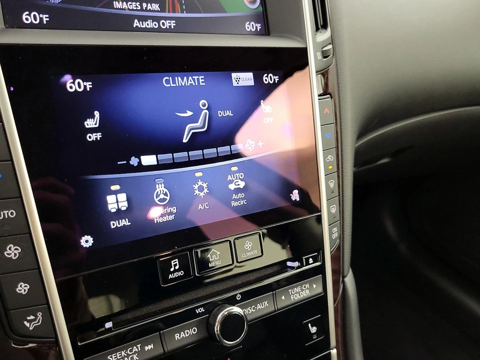2016 Infiniti Q50 Red Sport 400 - Image 17 of 26