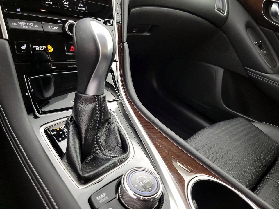 2016 Infiniti Q50 Red Sport 400 - Image 18 of 26