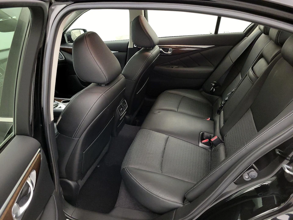 2016 Infiniti Q50 Red Sport 400 - Image 20 of 26