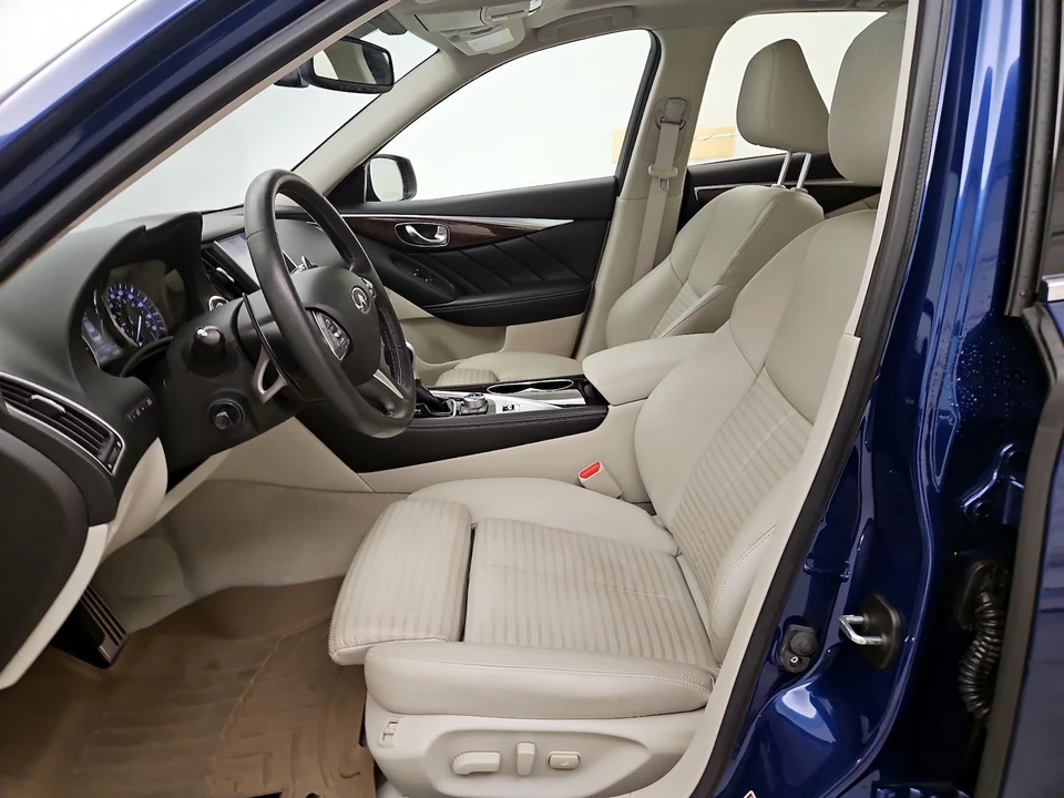 2016 Infiniti Q50 Red Sport 400 - Image 12 of 28