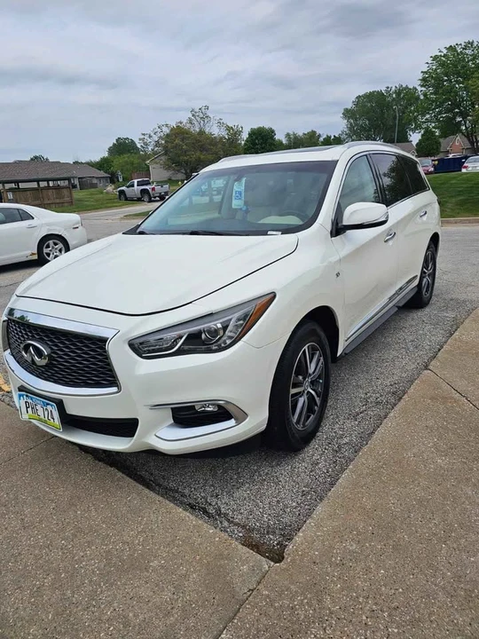 2016 Infiniti Q60 - Image 4 of 14