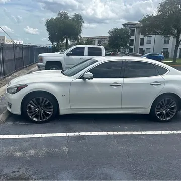 2016 Infiniti Q70 3.7 Sedan 4D