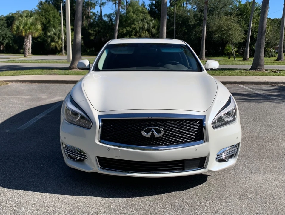 2016 Infiniti M/Q70 4th Gen - Image 2 of 20