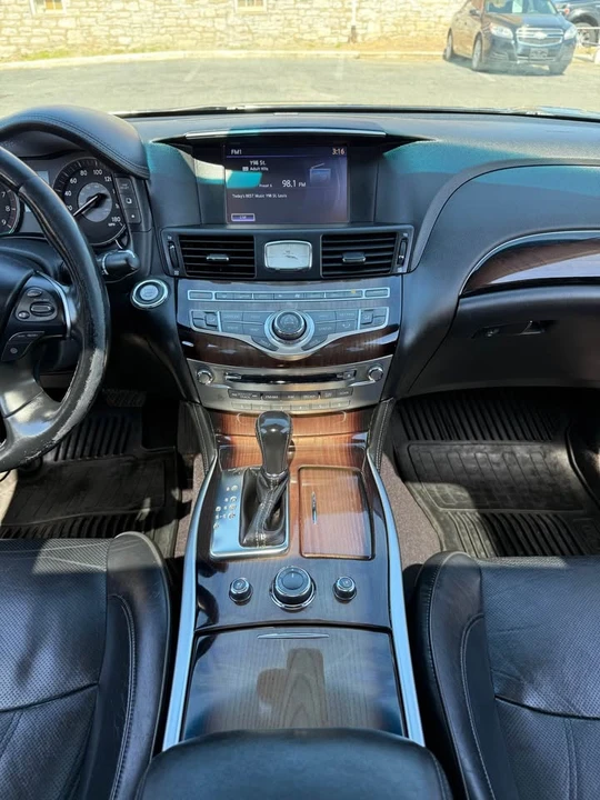 2016 Infiniti M/Q70 4th Gen - Image 13 of 20