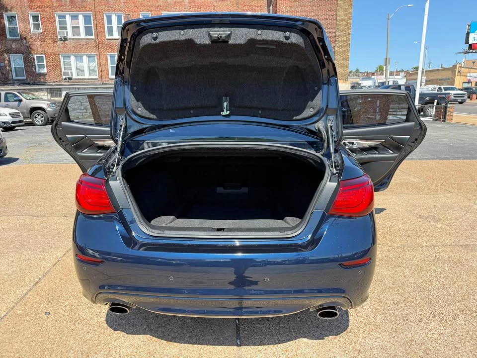 2016 Infiniti M/Q70 4th Gen - Image 19 of 20