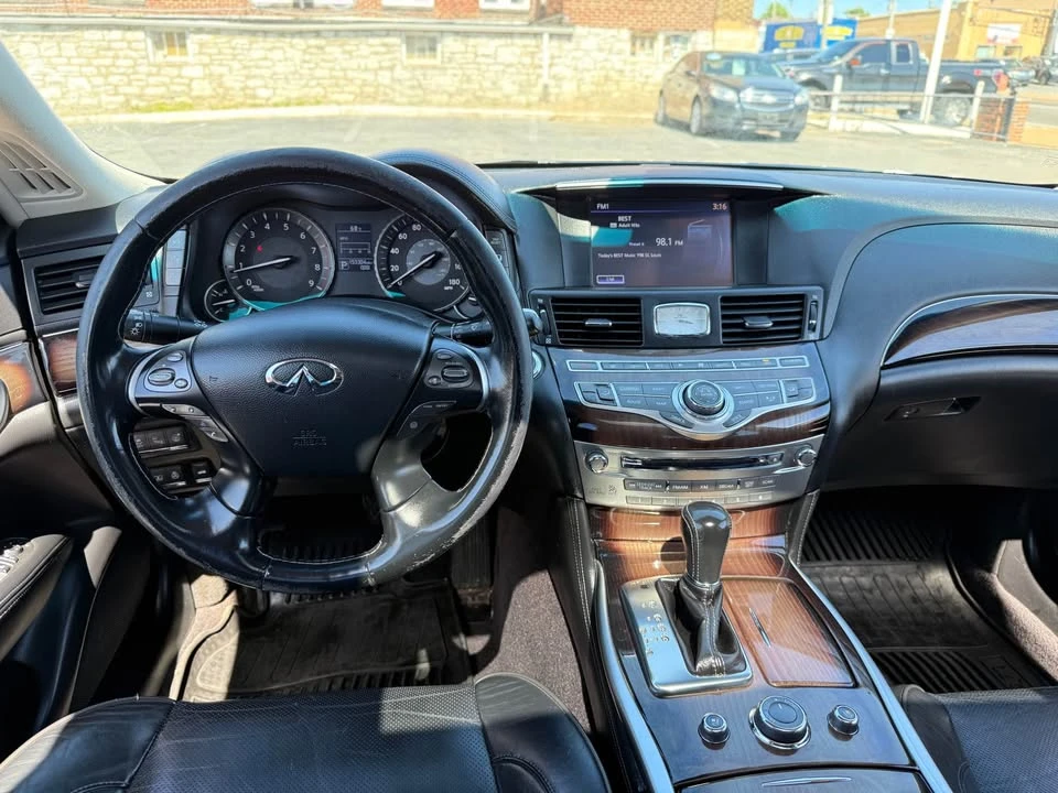 2016 Infiniti M/Q70 4th Gen - Image 12 of 20
