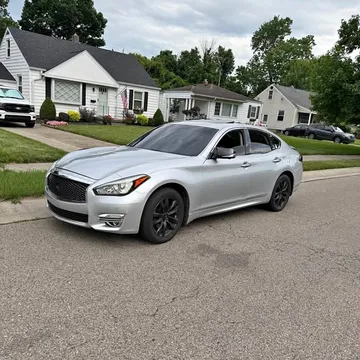 2016 Infiniti Q70