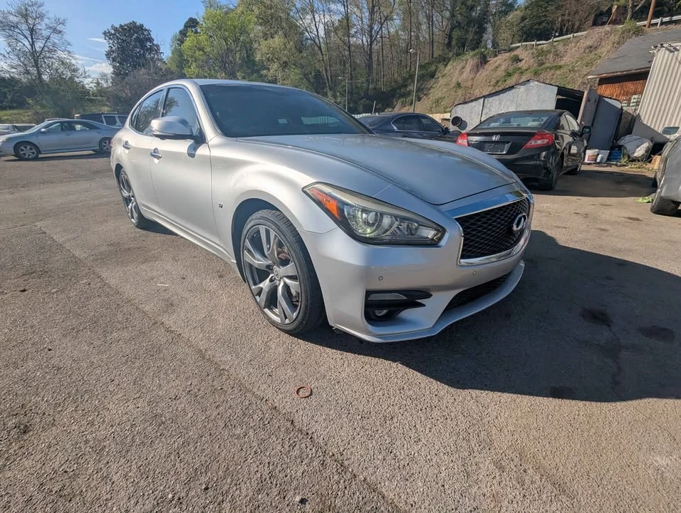 2016 Infiniti M/Q70 4th Gen - Image 3 of 10