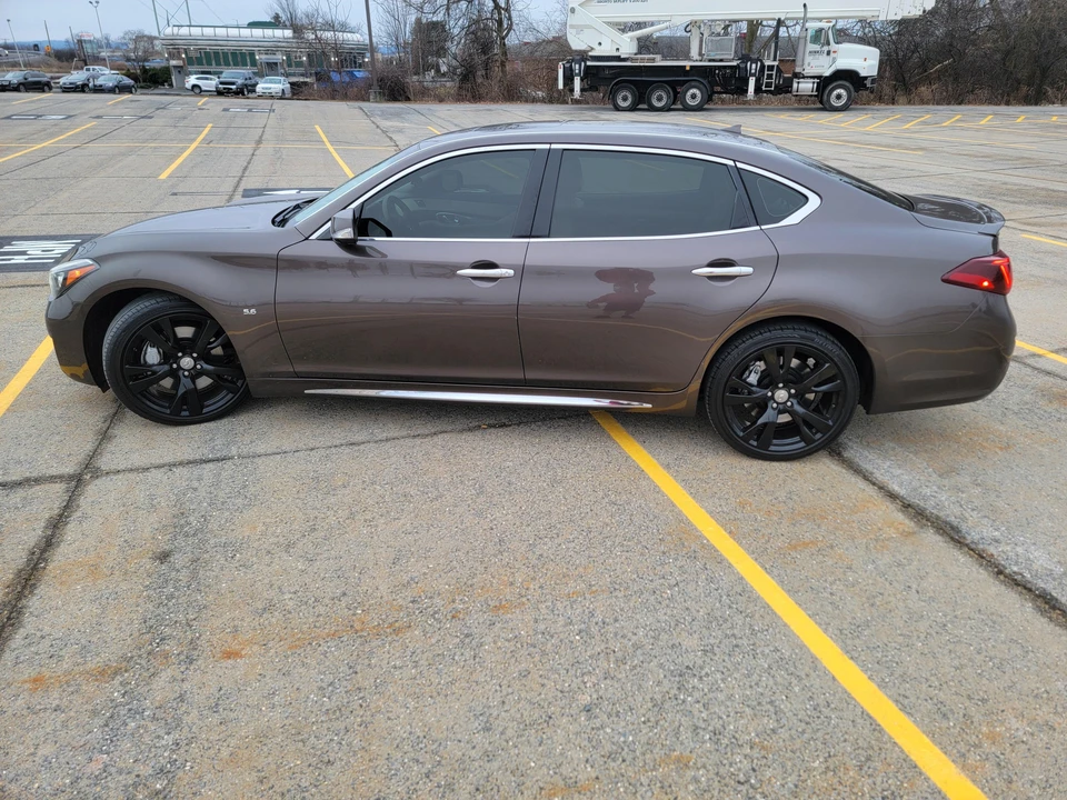 2016 Infiniti M/Q70 4th Gen - Image 10 of 31