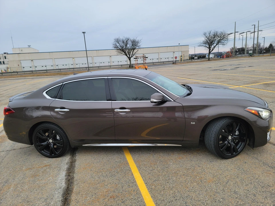 2016 Infiniti M/Q70 4th Gen - Image 16 of 31