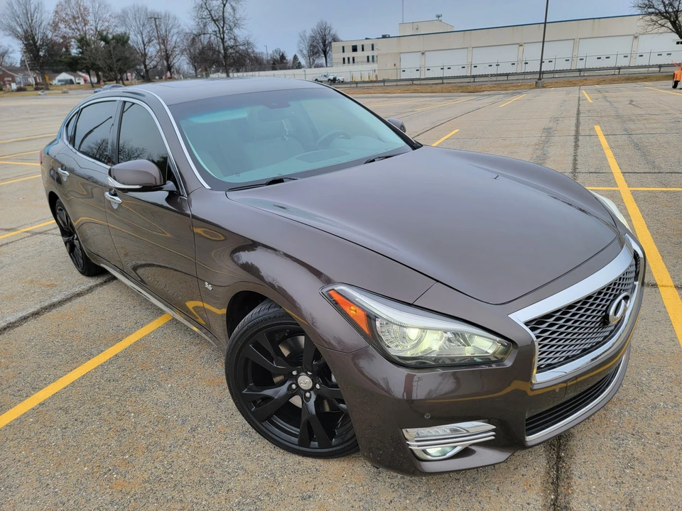 2016 Infiniti M/Q70 4th Gen - Image 18 of 31