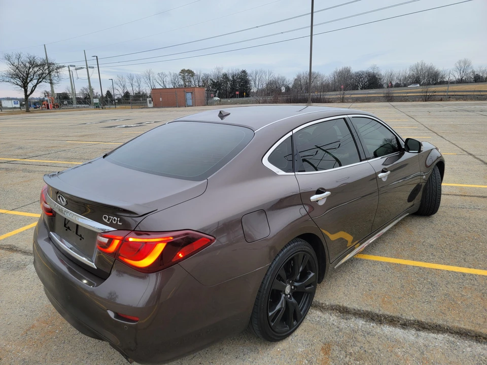 2016 Infiniti M/Q70 4th Gen - Image 14 of 31