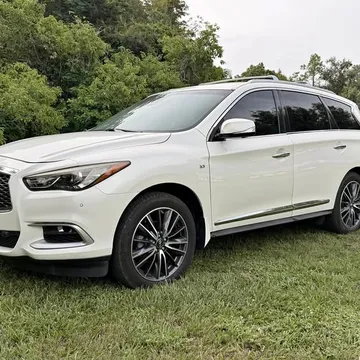 2016 Infiniti QX60 LUXE Sport Utility 4D